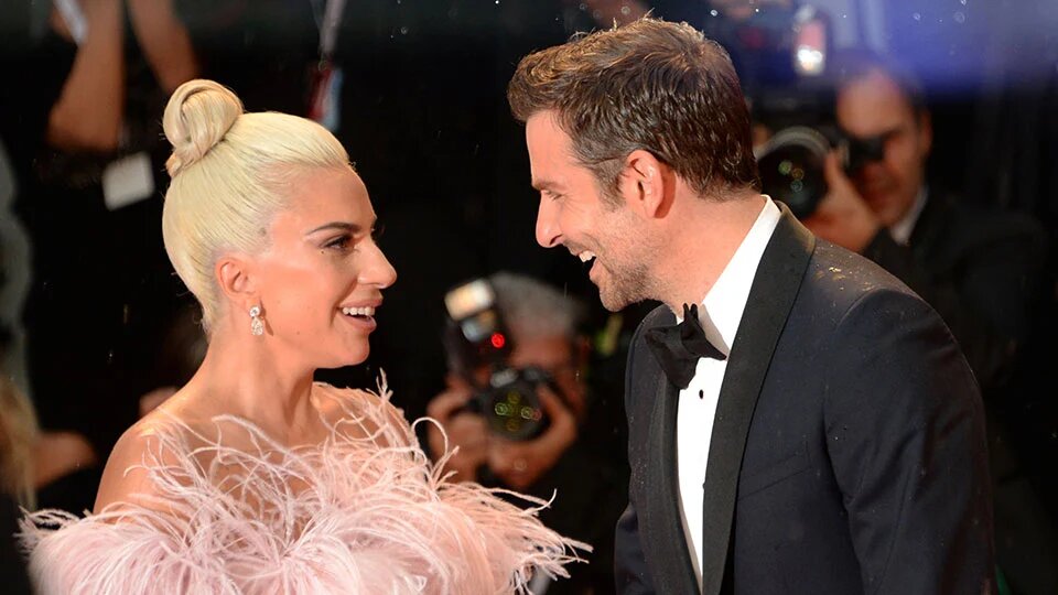 Lady Gaga
Bradley cooper
